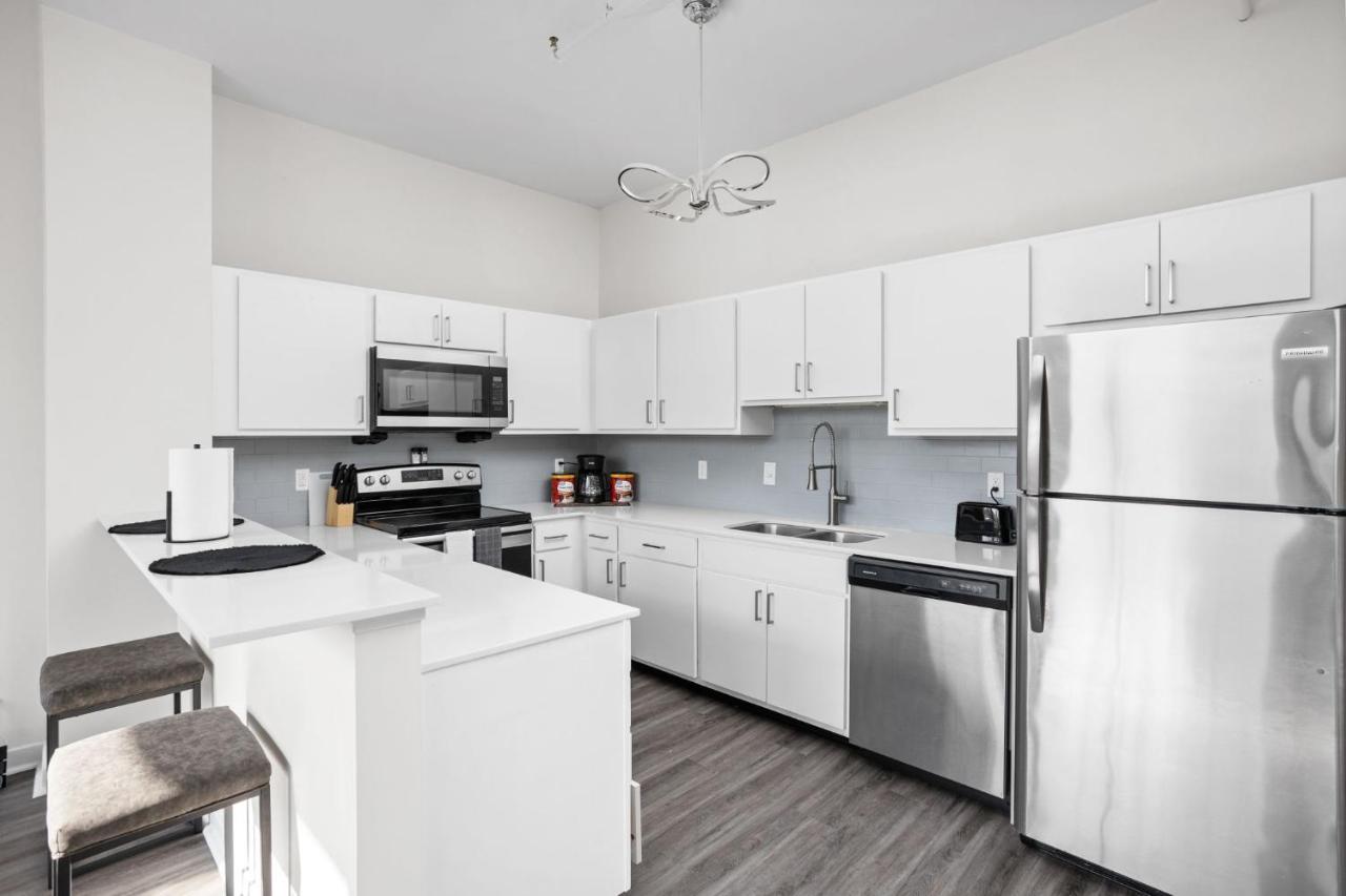 2Br 2Ba In The Block Apartment By Cozysuites Indianapolis Eksteriør billede